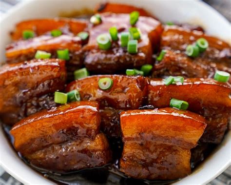  Shangqiu-Style Braised Pork Belly: Kann eine